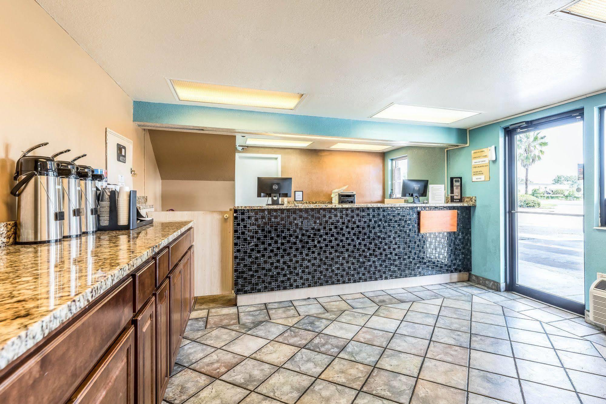 Rodeway Inn Fairgrounds-Casino Mango Exteriér fotografie